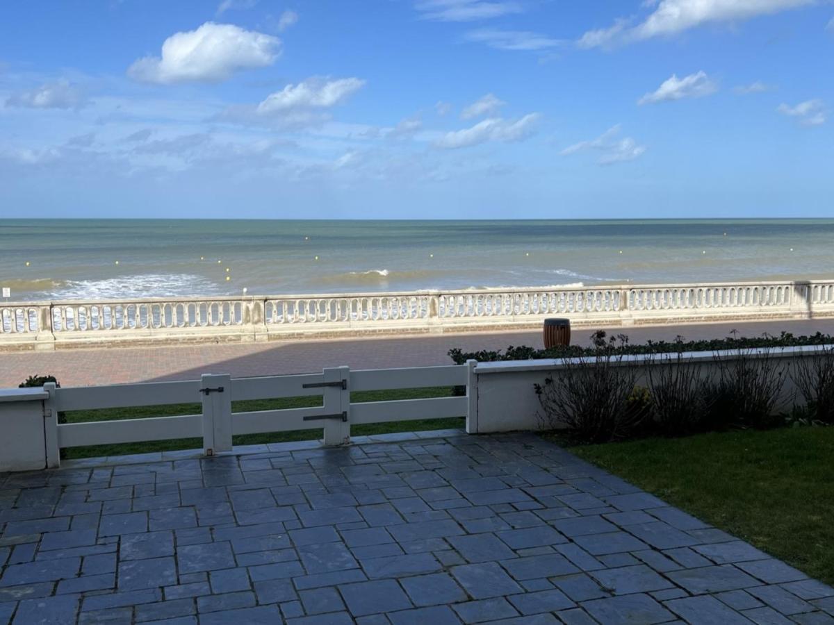 Studio En Centre-Ville De Cabourg Avec Balcon Et Parking - Fr-1-487-345 Exterior photo